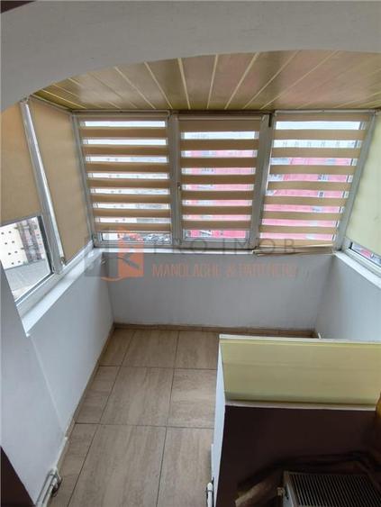 Apartament cu 2 camere decomandat, mobilat în Micro 3