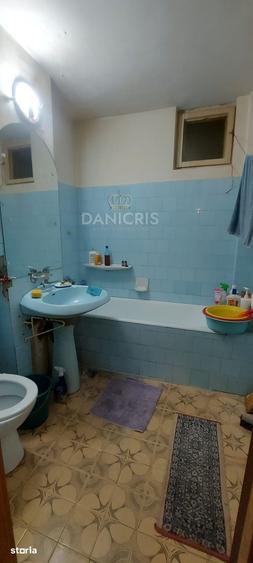 Apartament cu 4 camere decomandat în Tomis III