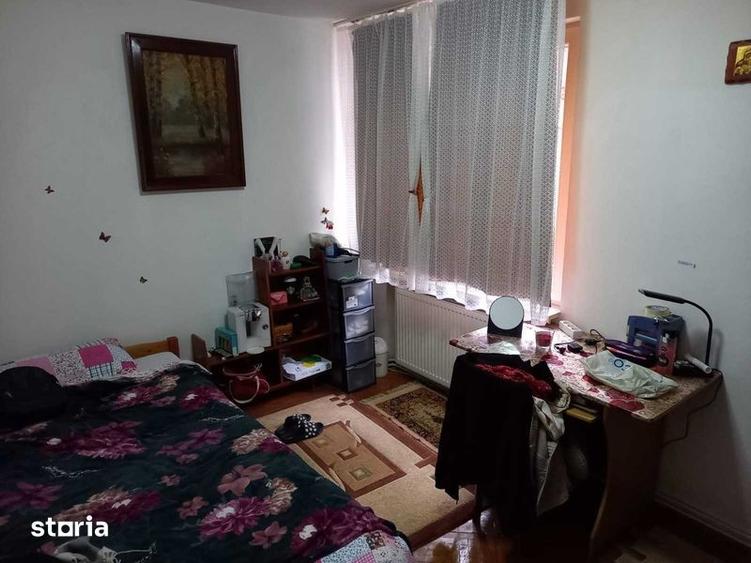 Apartament cu 4 camere în Libertății
