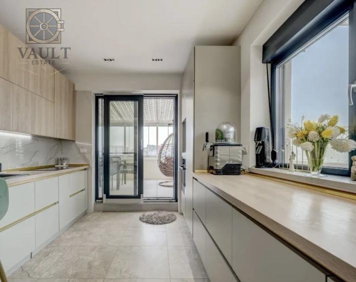 Apartament cu 4 camere decomandat, mobilat în Iancului