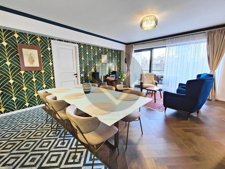 Apartament cu 3 camere decomandat, mobilat în Dacia