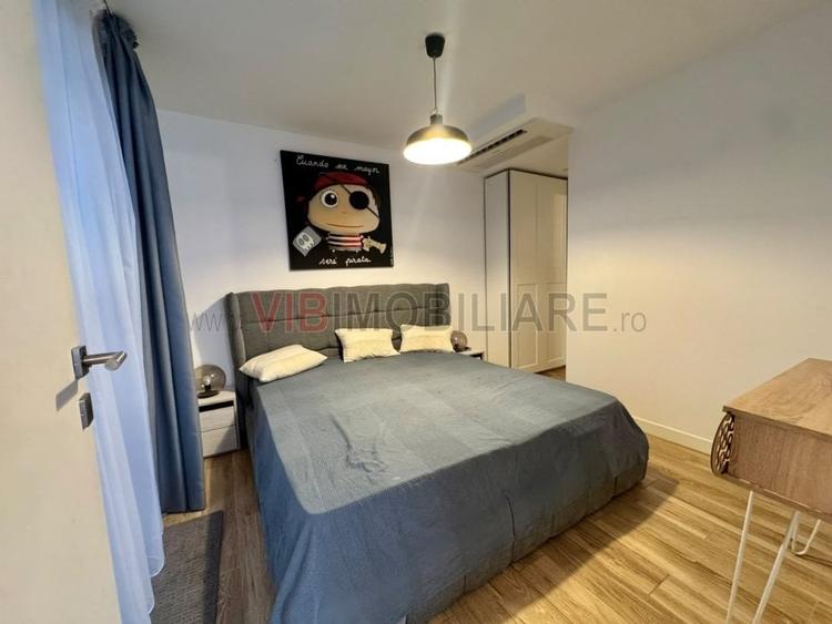 Apartament cu 3 camere semidecomandat în Gara de Nord