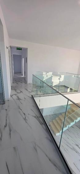 Spațiu comercial, de 260 mp, în Valea Adâncă