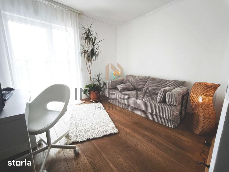 Apartament cu 4 camere semidecomandat în Între Lacuri