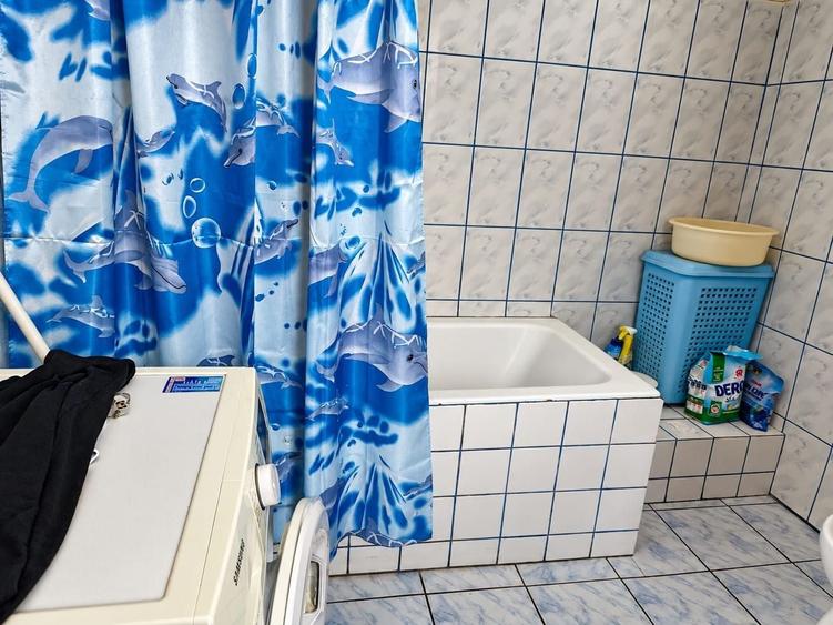 Casă individuală cu 3 camere cu Canalizare în Ultracentral