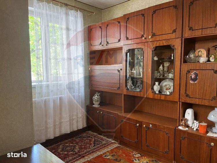 Apartament cu 3 camere în Malul Mureșului
