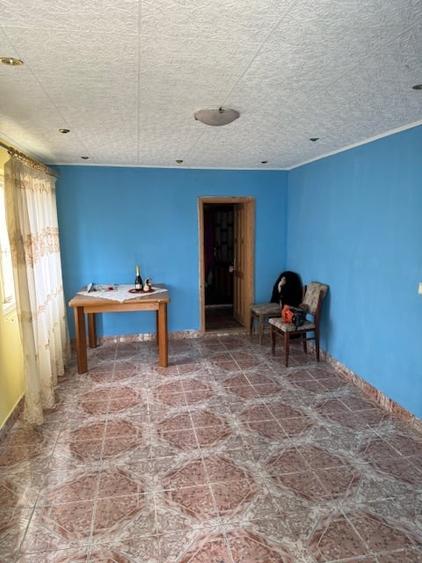 Casă individuală cu 5 camere cu Teren 900 Mp în Berești