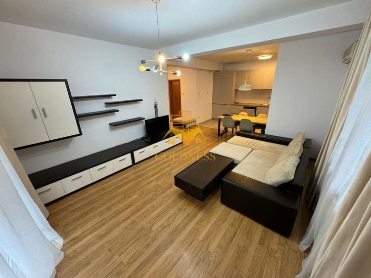 2 camere, Andrei Muresanu,Grand Hotel Italia, Trifoiului - 1