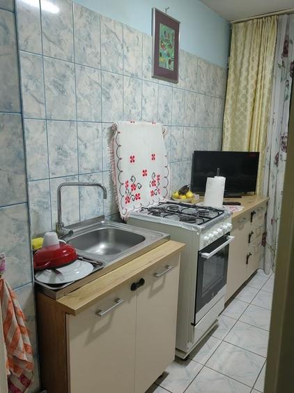 Apartament cu 2 camere semidecomandat, mobilat în 1 Decembrie 1918