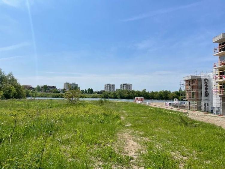 Teren Construcții intravilan de 9055 mp, în Sisești