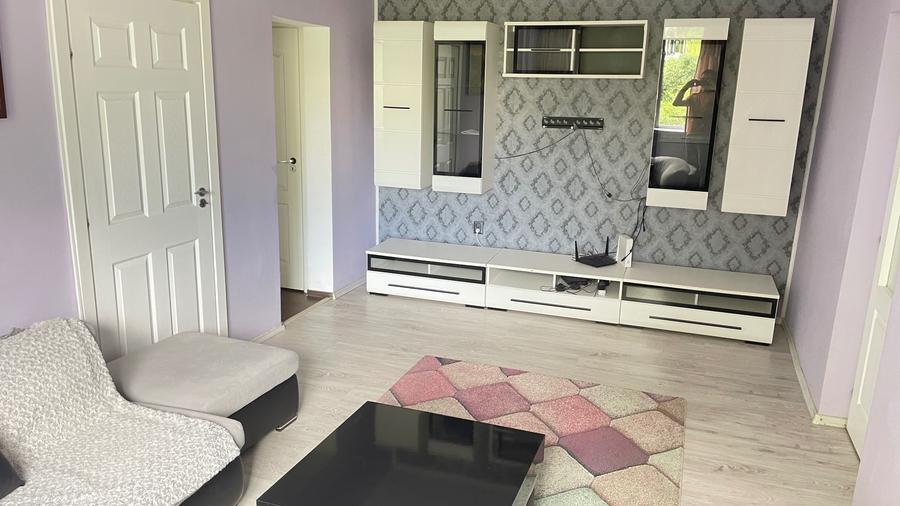 Apartament cu 2 camere semidecomandat în Exterior Vest