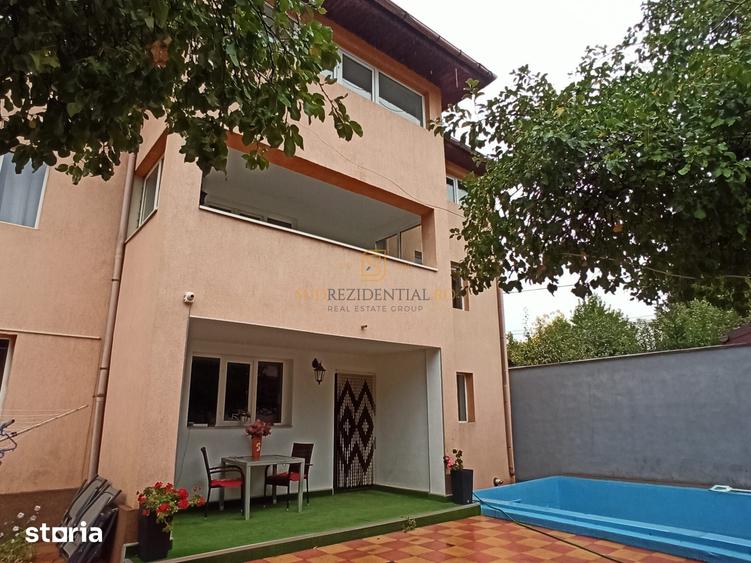 Casă cu 6 camere cu Teren 450 Mp în Dristor