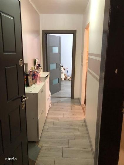 Apartament cu 3 camere decomandat, mobilat în Astra