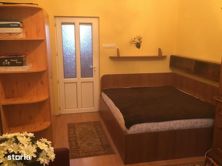 Casă cu 3 camere decomandat cu Teren 311 Mp în Central