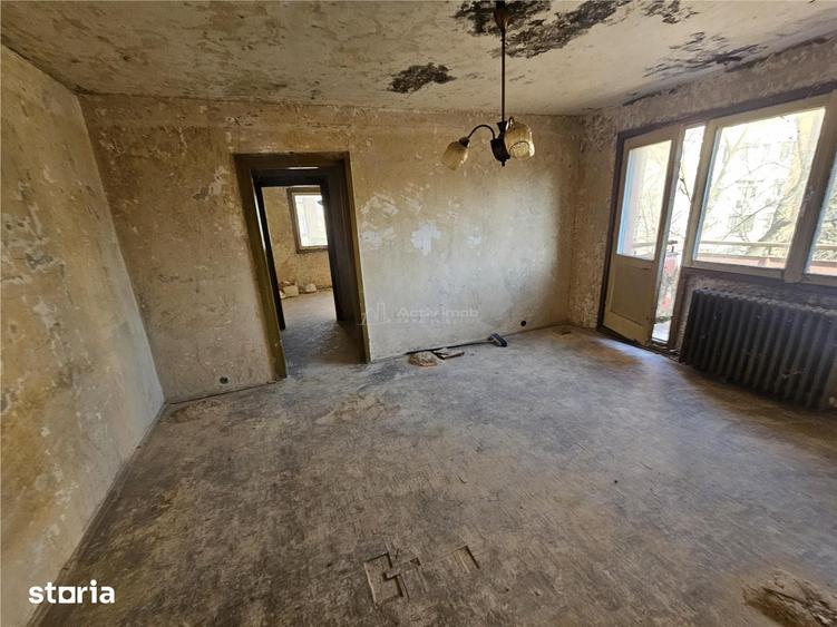 Apartament cu 2 camere semidecomandat în Nord