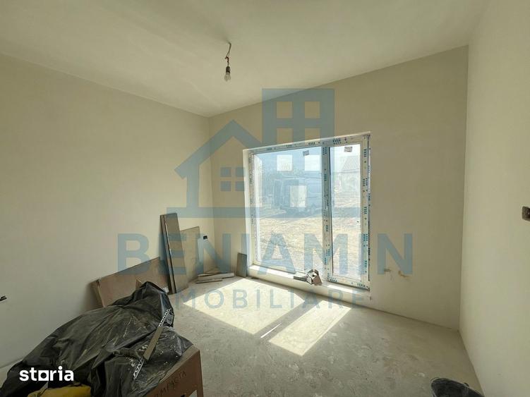 Casă cu 5 camere cu Teren 600 Mp în Sânpetru