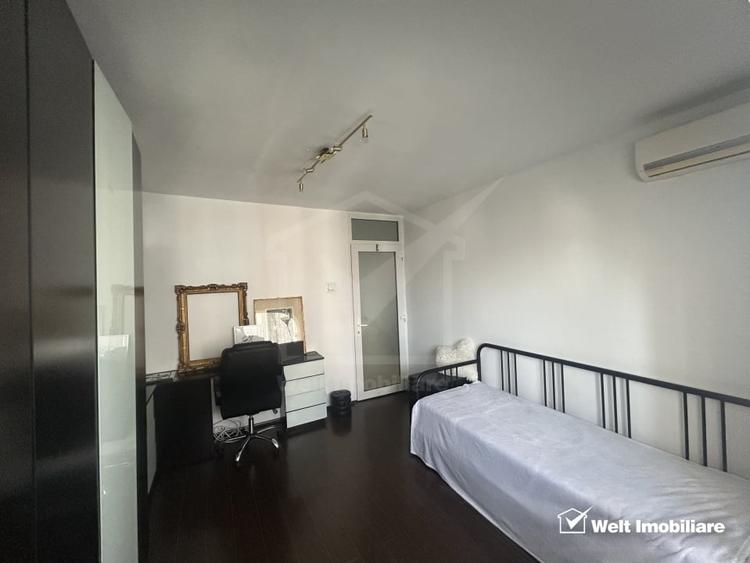 Apartament cu 4 camere decomandat, mobilat în Plopilor