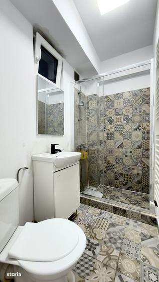 Apartament cu 3 camere semidecomandat în Ultracentral