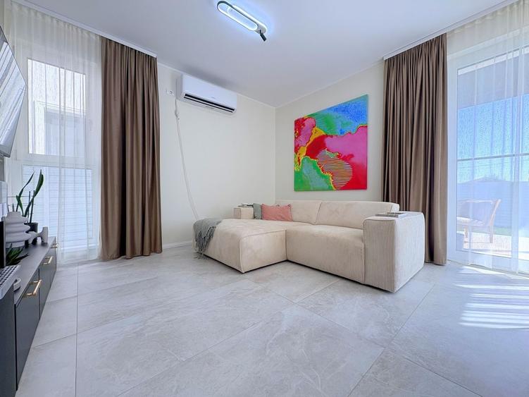 Duplex cu 4 camere cu Canalizare în Dumbrăvița