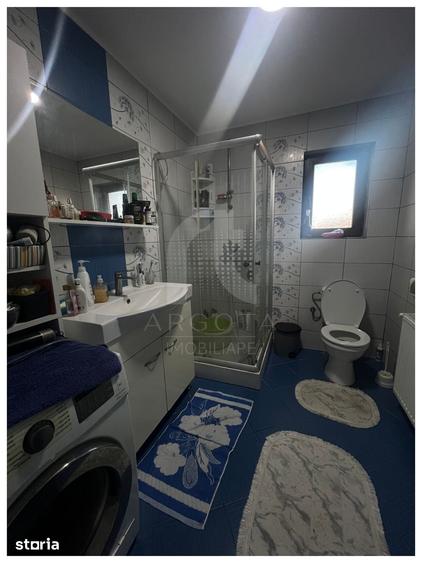 Casă cu 4 camere cu Teren 1000 Mp în Costești