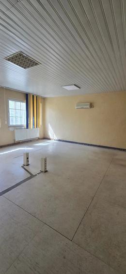 Spațiu comercial, de 886 mp, în Buciumeni