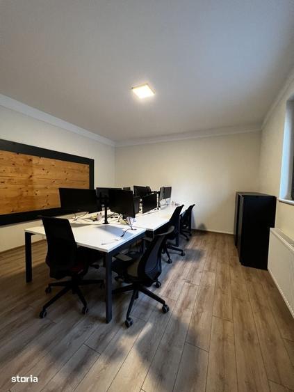 Spațiu comercial, de 273 mp, în Central