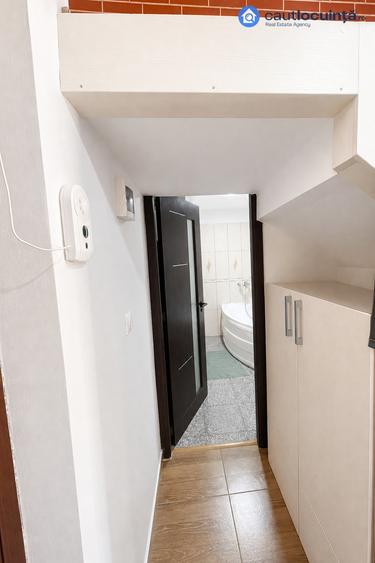 Apartament cu 3 camere semidecomandat, mobilat în Apărătorii Patriei