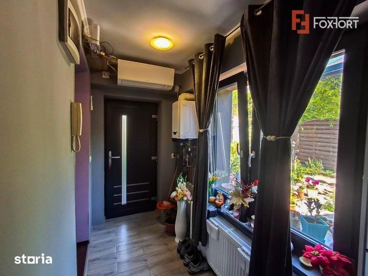 Casă cu 4 camere semidecomandat cu Canalizare în Sinaia