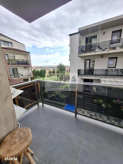 Apartament cu 2 camere semidecomandat în Borhanci