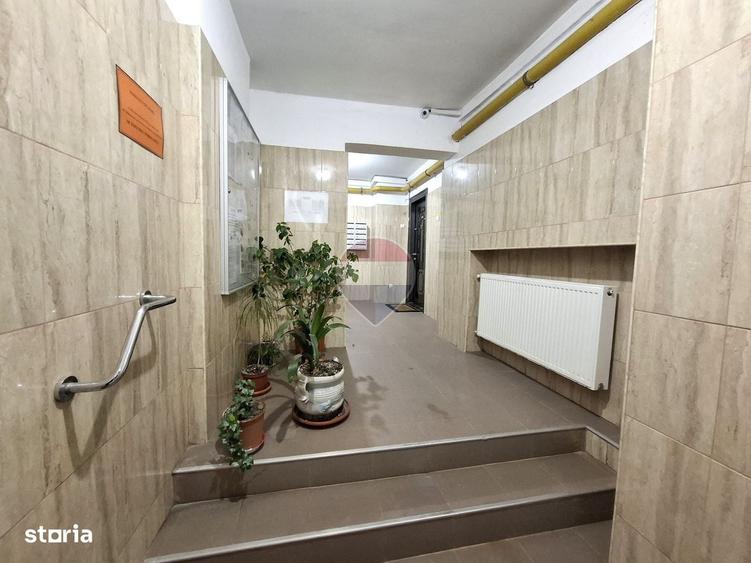 Apartament cu 2 camere decomandat în Bucur Obor