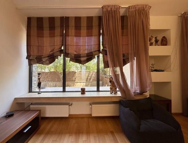 Duplex cu 4 camere cu Garaj în Pantelimon