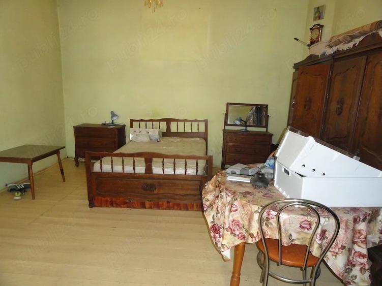 Casă cu 3 camere cu Teren 720 Mp în Pârneava