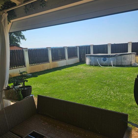 Casă cu 4 camere în Vladimirescu