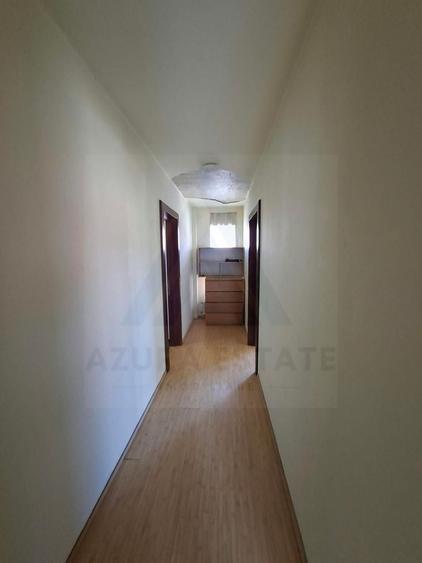 Apartament cu 3 camere decomandat, mobilat în Calea Dumbrăvii