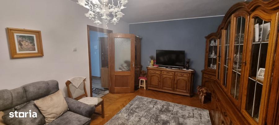 Apartament cu 3 camere în Central