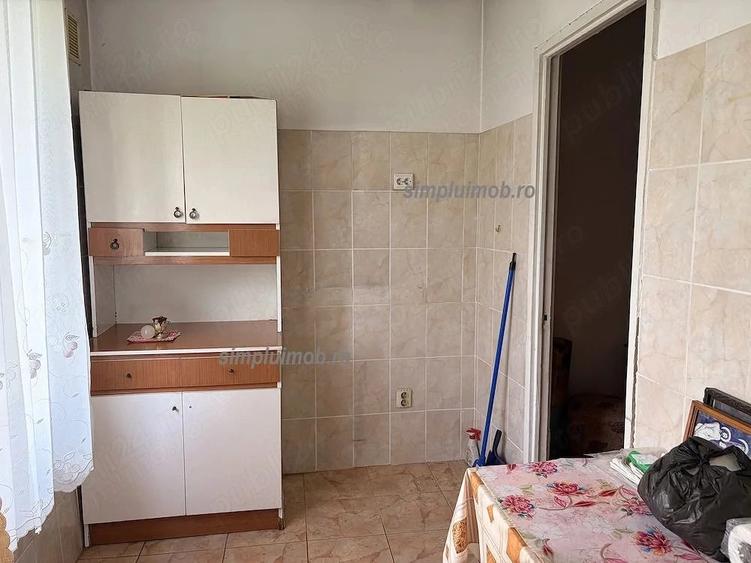 Garsonieră decomandată în Berceni