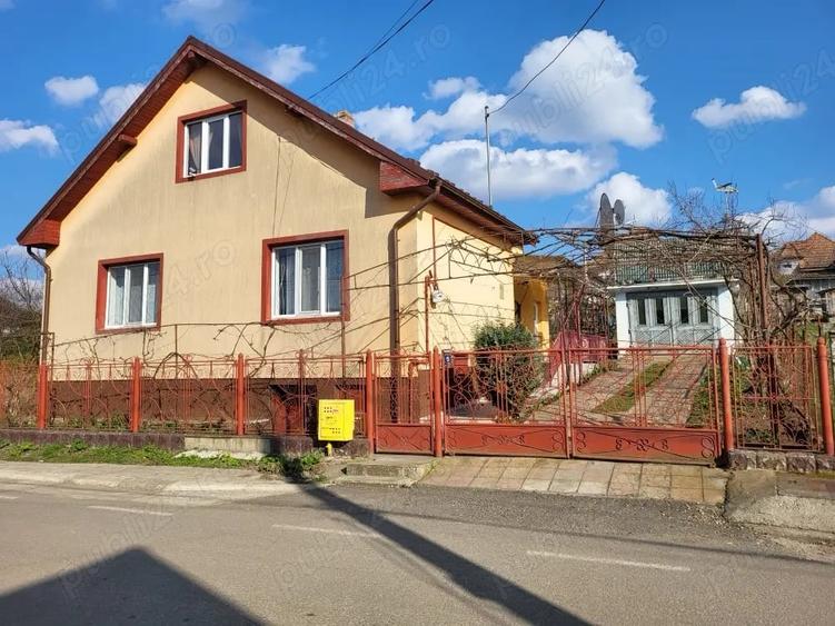 Casă cu 3 camere cu Teren 500 Mp în Zau de Câmpie