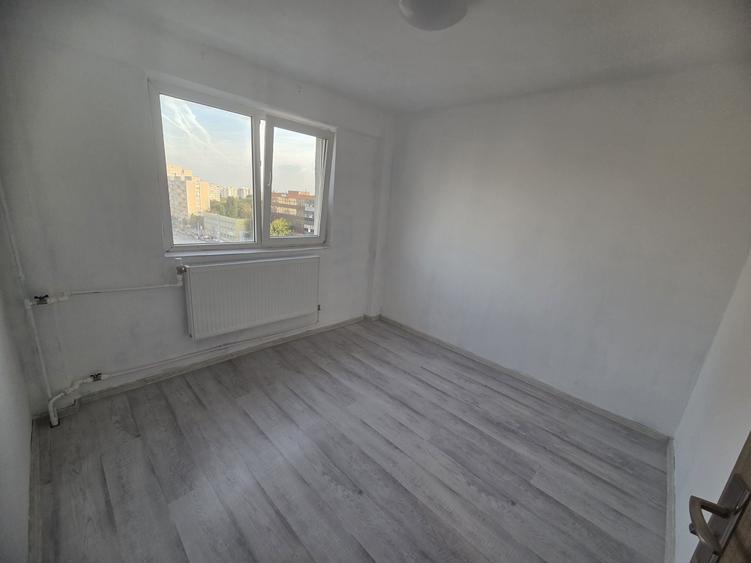 Apartament cu 2 camere semidecomandat în Pantelimon