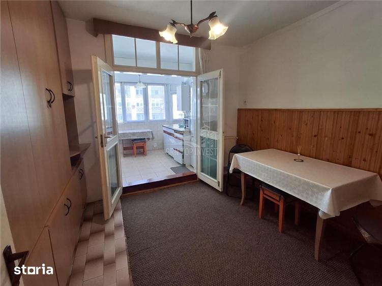 Apartament cu 2 camere decomandat în Mihai Viteazul