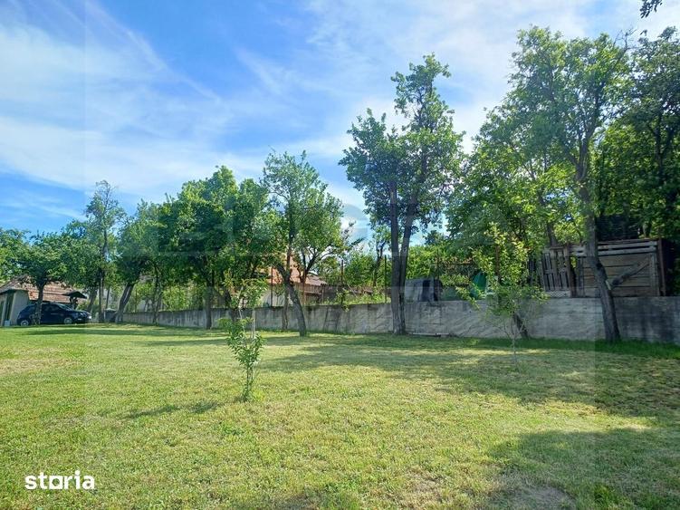 Casă cu 1 camere cu Teren 1317 Mp în Mihai Viteazu