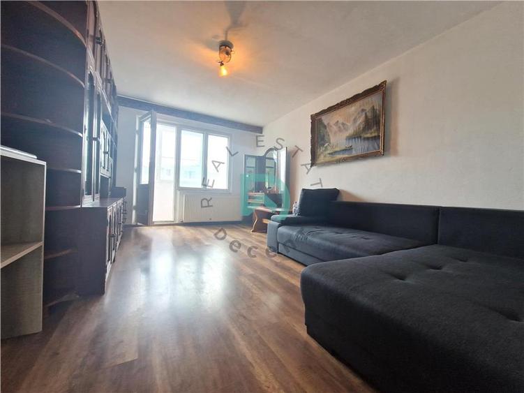 Apartament cu 2 camere decomandat în Astra