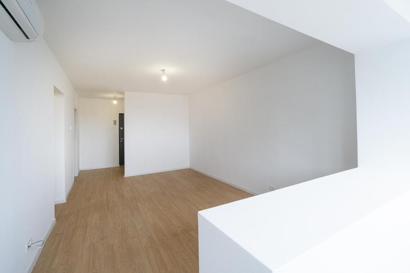 Apartament cu 2 camere decomandat în Baba Novac