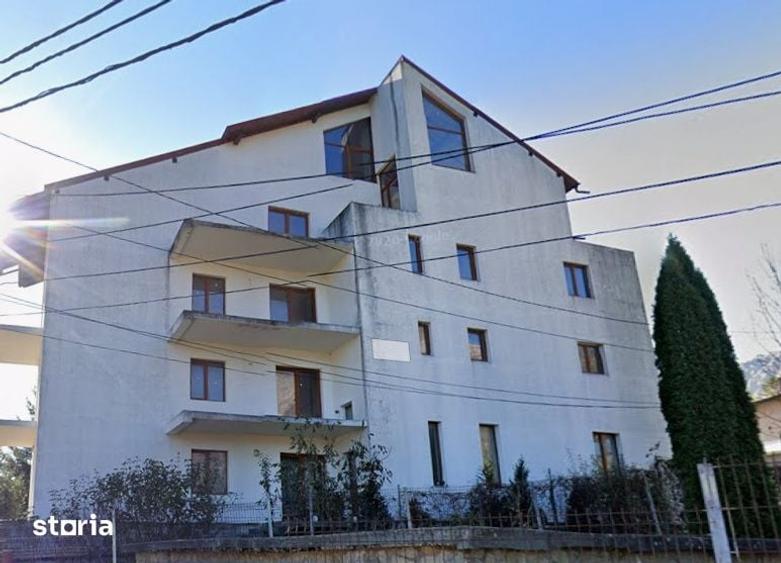 Casă cu Teren 415 Mp în Central