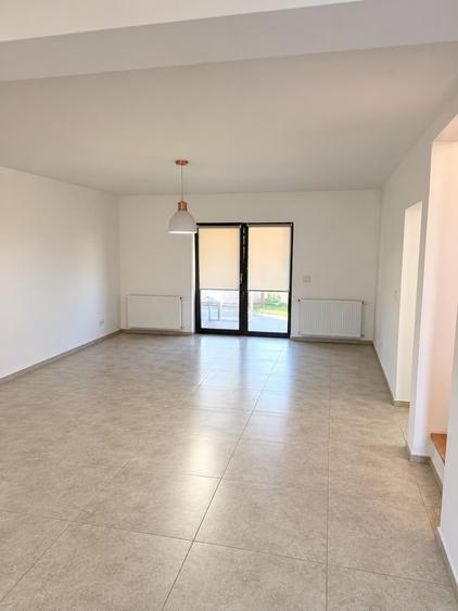 Casă cu 4 camere în Calea Urseni