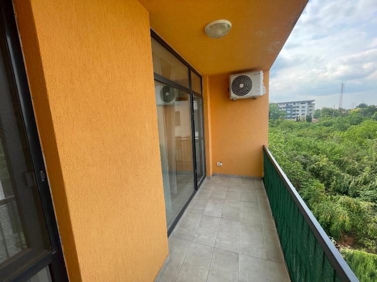 Apartament cu 3 camere decomandat, mobilat în Lipovei