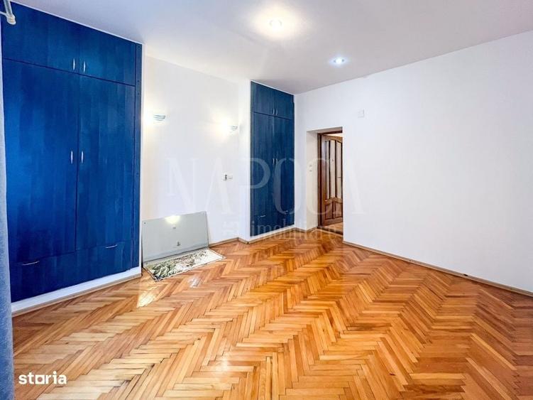 Apartament cu 3 camere decomandat în Gruia