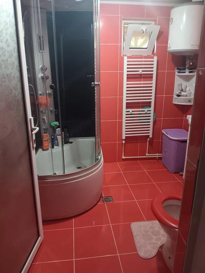 Casă cu 4 camere cu Teren 441 Mp în Central
