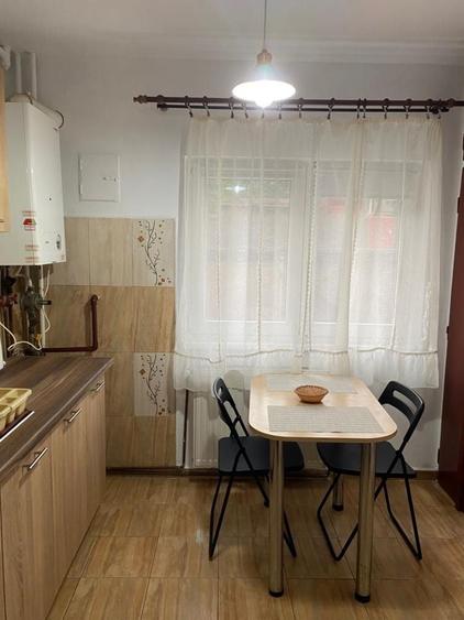Inchiriez apt. 1 camera,str. Nasaud, Cluj-Napoca, 330 eur - 8