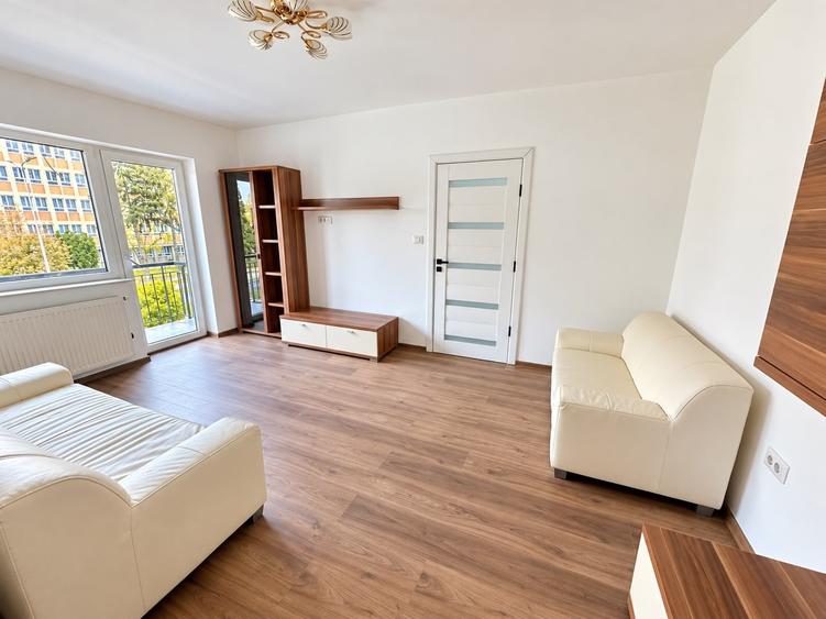 Apartament cu 2 camere decomandat în Cetate