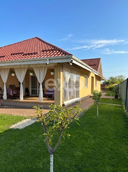 Casă individuală cu 4 camere cu Teren 1000 Mp în Grădiștea